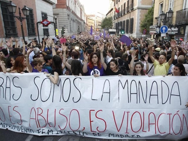 La comisión que estudiará la reforma de los delitos sexuales está formada solo por hombres. Por Mónica Ceberio Belaza, El Pais.