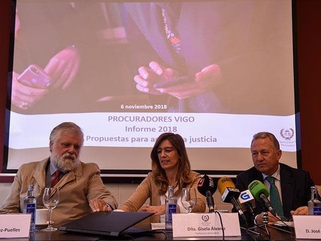 Os procuradores propoñen converterse en ‘axente executor’ para axilizar a Xustiza